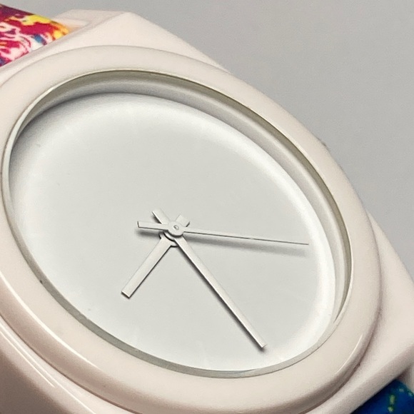 Nixon white Time Teller watch, paint splatter color silicone strap, new battery main image 12